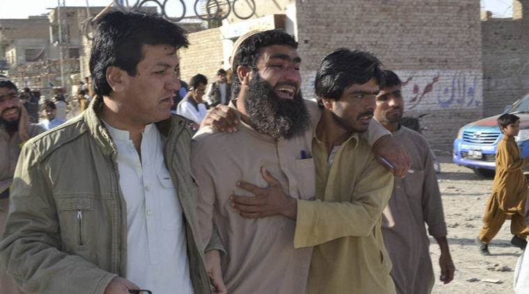 ΕΚΤΑΚΤΗ ΕΠΙΚΑΙΡΟΤΗΤΑ: Επίθεση αυτοκτονίας σε εκκλησία στο Πακιστάν